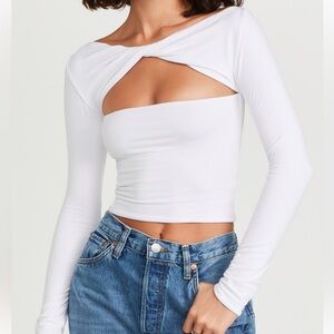 SER.O.YA long sleeve top. Size XS. White.